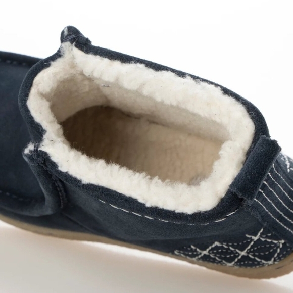 💙🔹️ CLARKS🔹️ Barleigh Pull On Boots navy for womens Size 7 - Picture 7 of 8